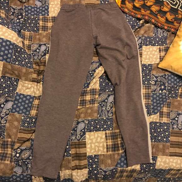 XS. Under Armour pants. Purple - Picture 2 of 3